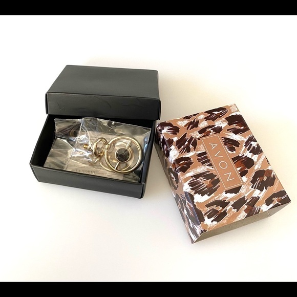 Avon Earrings Cali Deco Gold Tone and Black Dangle Drop Pierced Earrings… - Picture 2 of 10